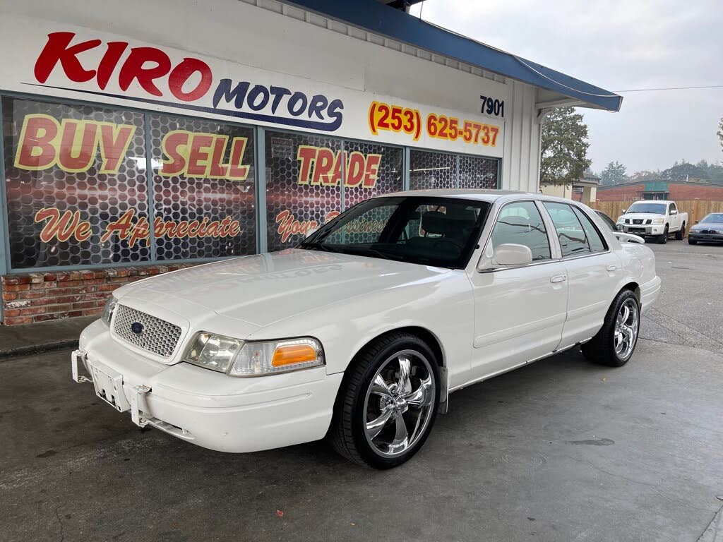 Used 2005 Ford Crown Victoria Police Interceptor for Sale (with Photos) -  CarGurus