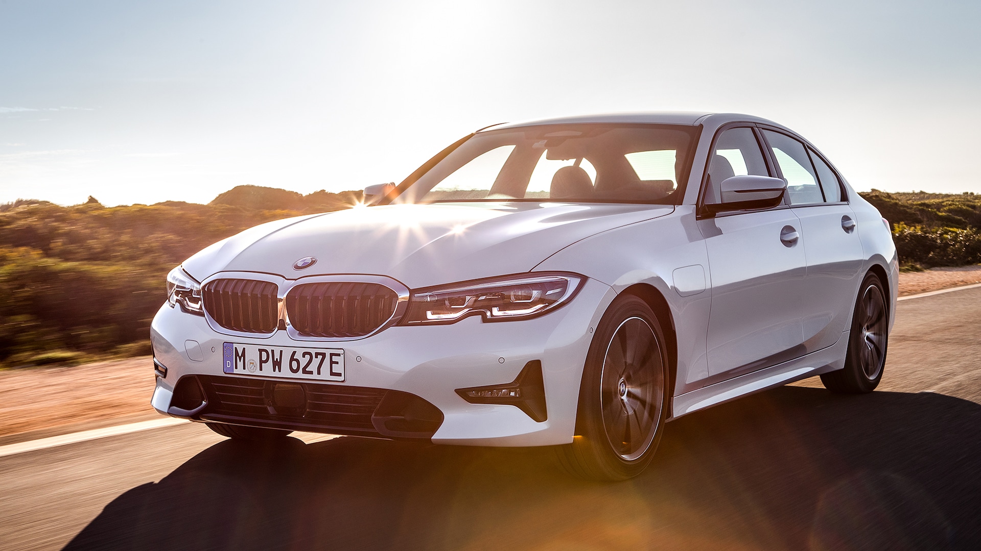BMW 330e Plug-In Hybrid Returns With 50 Percent More EV Range