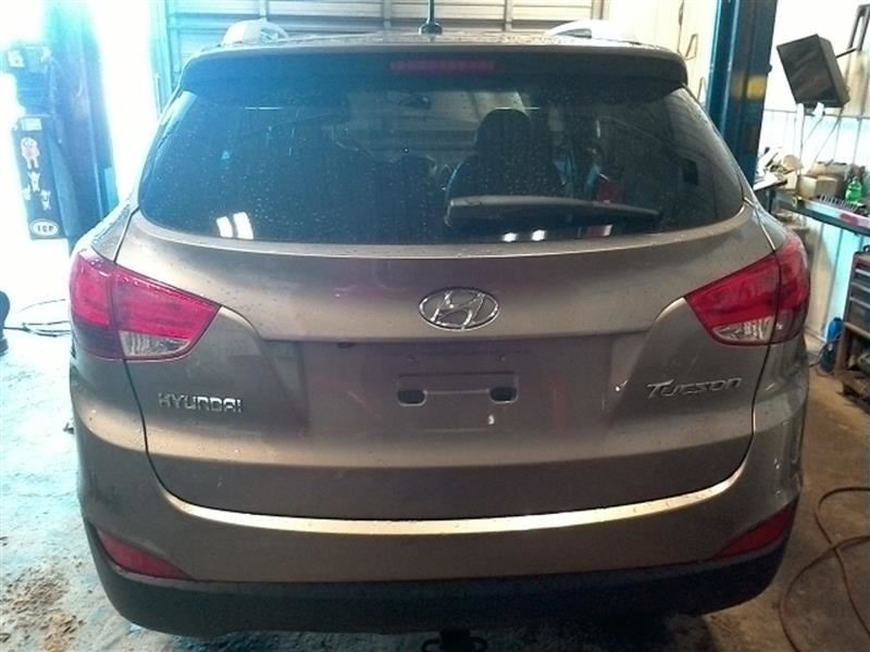 Used 2011 Hyundai Tucson Rear Body Decklid Tailgate Privacy Glass