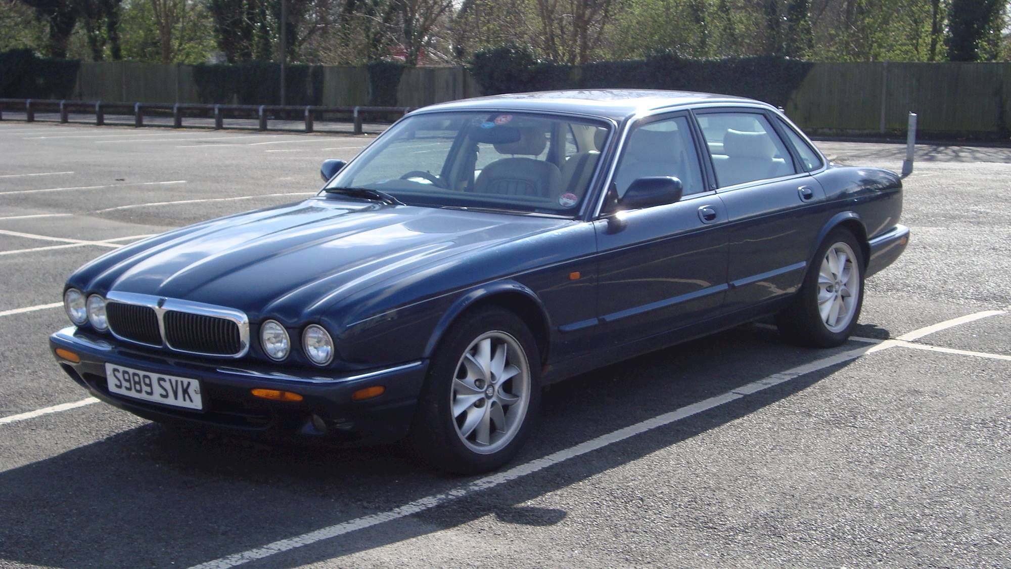 1998 Jaguar XJ 4-Door Sedan Lengthened Wheelbase None