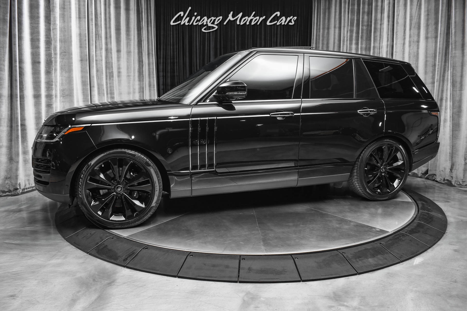 Used 2021 Land Rover Range Rover SVAutobiography Dynamic Black For Sale  (Special Pricing) | Chicago Motor Cars Stock #18931