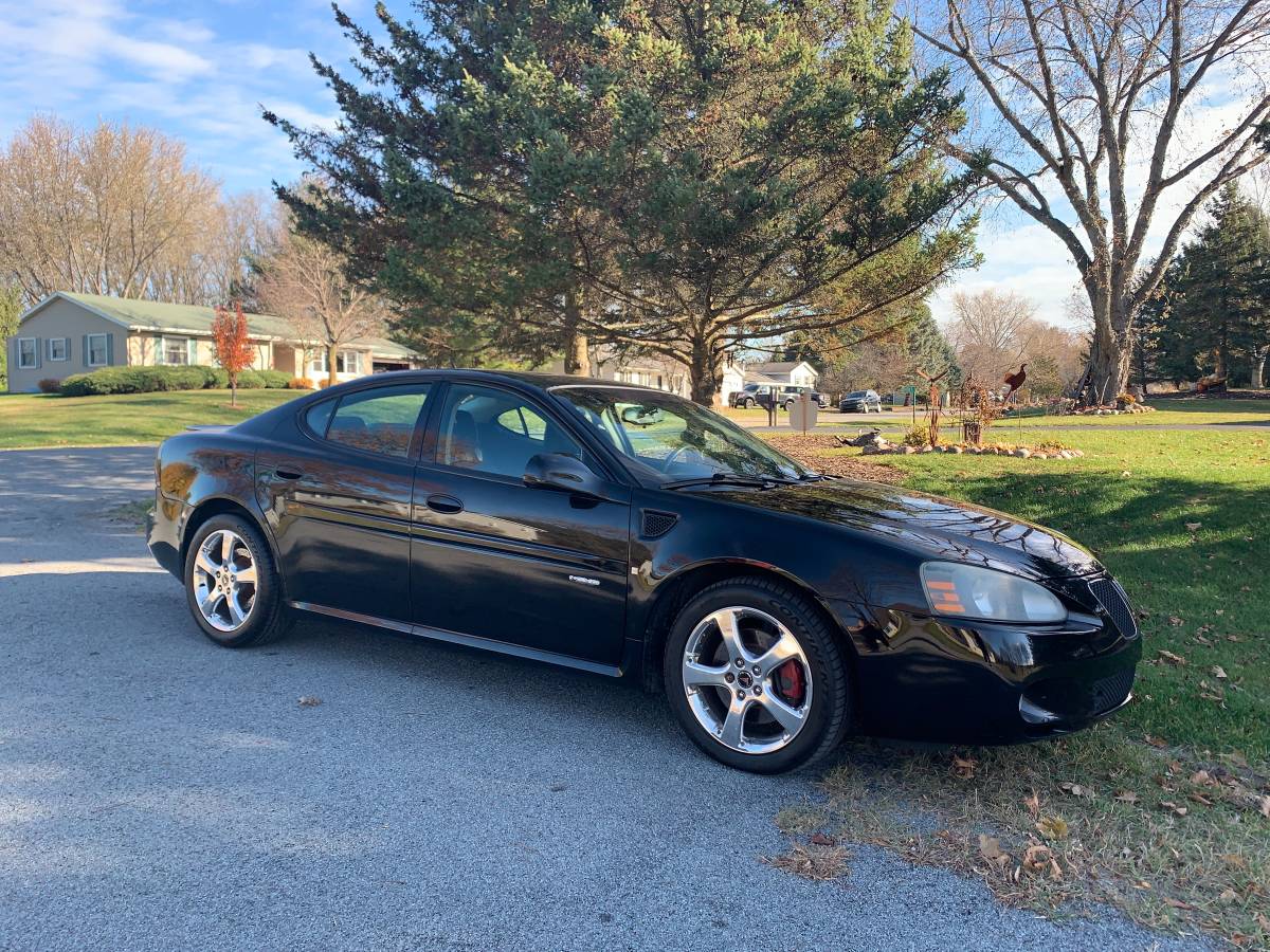 Staggeringly Late To The Party: 2006 Pontiac Grand Prix GXP - DailyTurismo