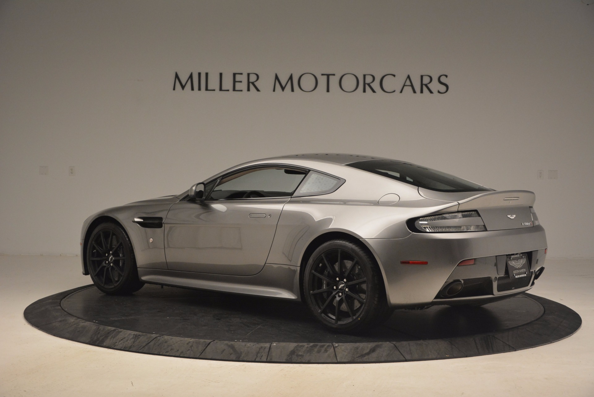 Pre-Owned 2017 Aston Martin V12 Vantage S For Sale (Special Pricing) |  McLaren Greenwich Stock #A1230B
