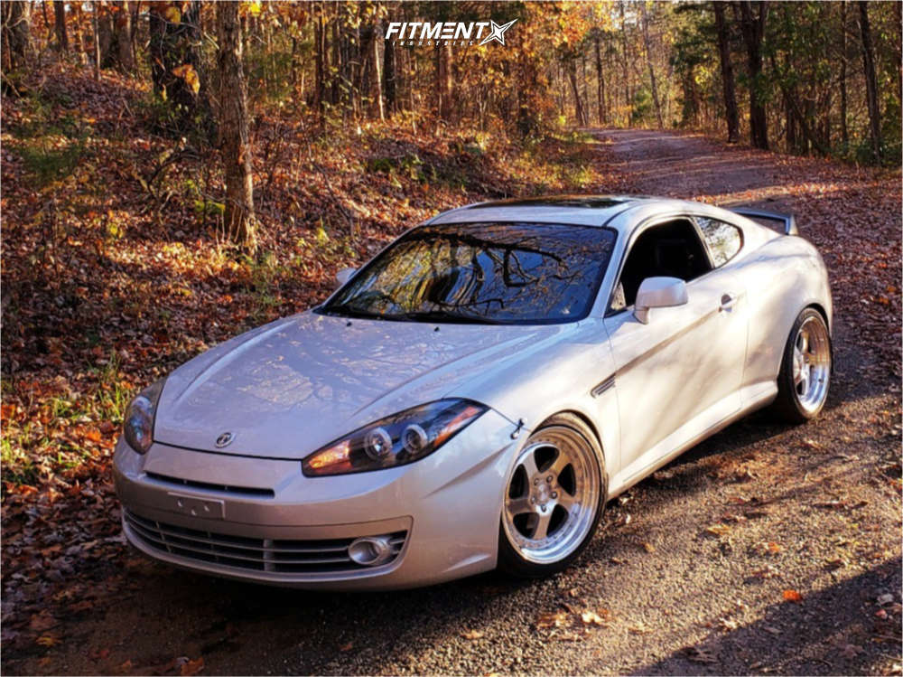 2008 Hyundai Tiburon GT Limited with 18x8.5 ESR Sr02 and Continental 225x40  on Coilovers | 520355 | Fitment Industries