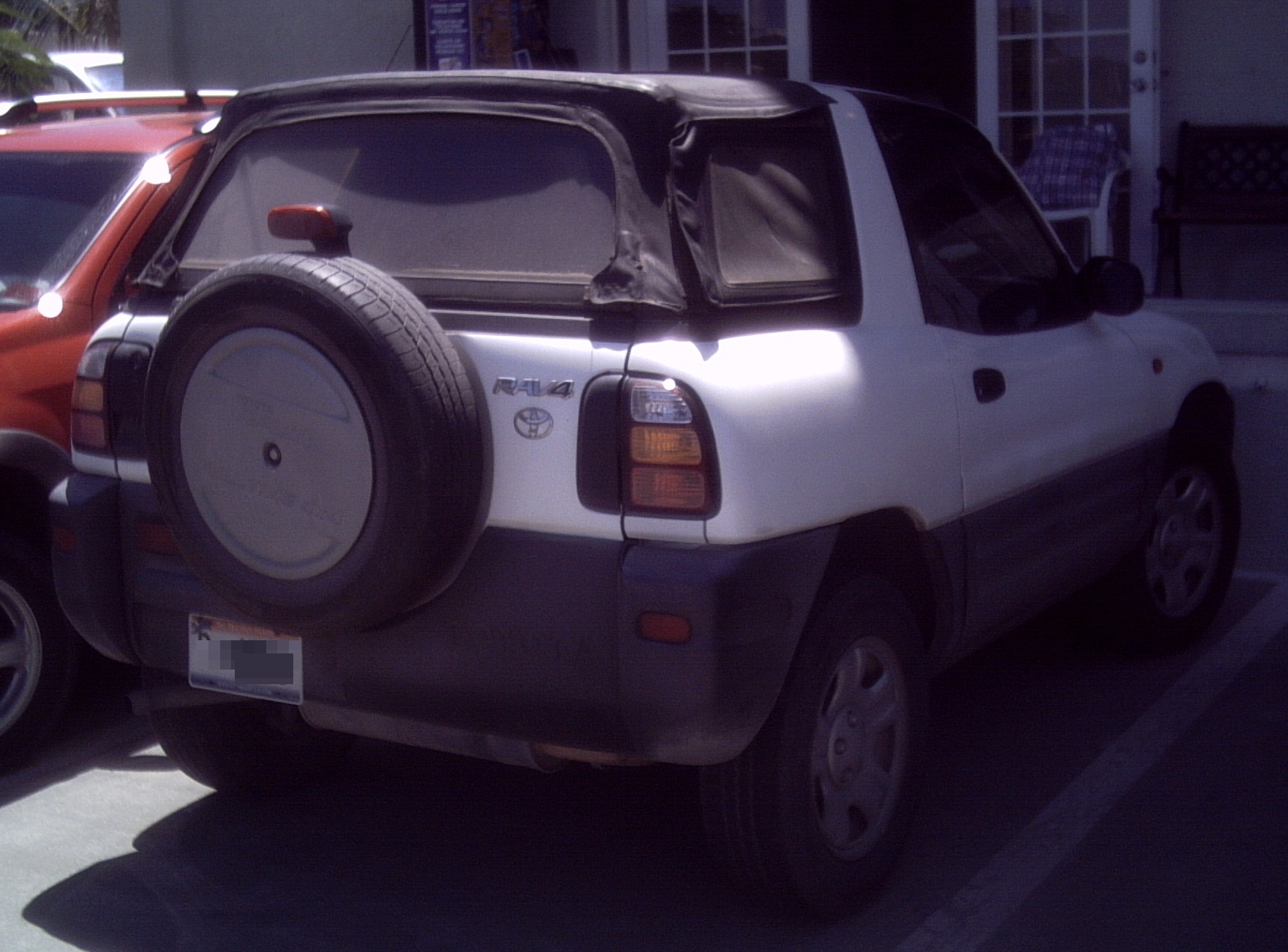 File:'98-'00 Toyota RAV4 Convertible -- Rear.JPG - Wikimedia Commons