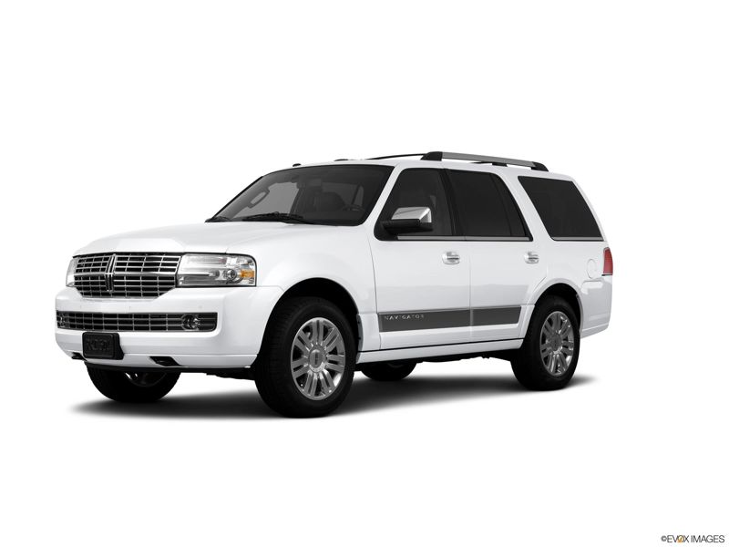 2013 Lincoln Navigator Research, Photos, Specs and Expertise | CarMax