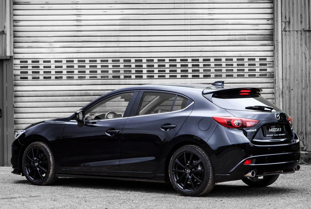Mazda3 "Black Limited" (BM) '2015 | Mazda cars, Mazda 3 hatchback, Mazda