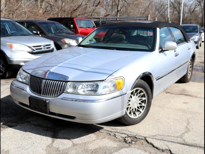 Used 2002 Lincoln Town Car Signature for Sale in Elmhurst IL 60126 Elite Car  Outlet