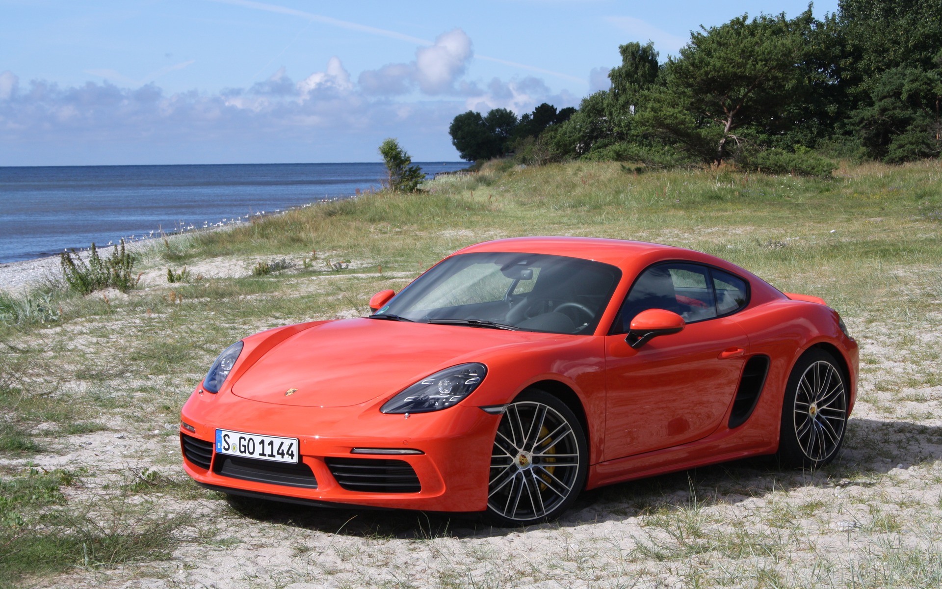 2017 Porsche 718 Cayman: The Sound of Speed - The Car Guide