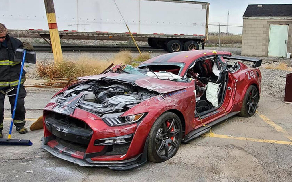 Ford Mustang Shelby GT500 Chopped Into Pieces for Science - The Car Guide