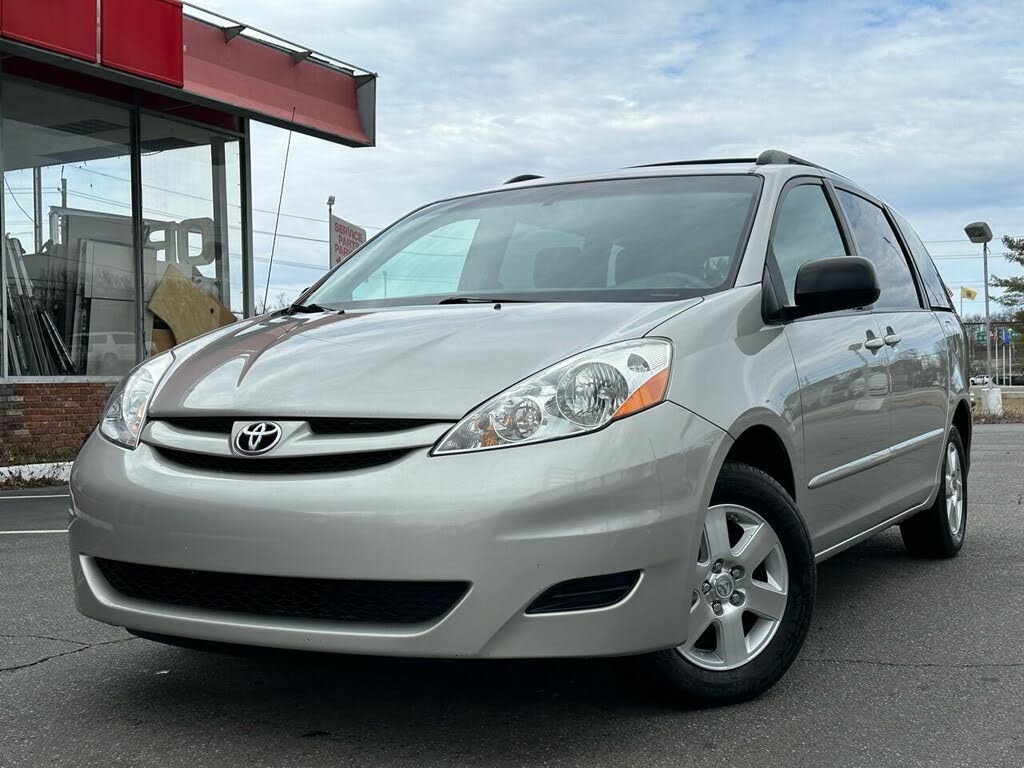 Used 2010 Toyota Sienna for Sale in New York, NY (with Photos) - CarGurus