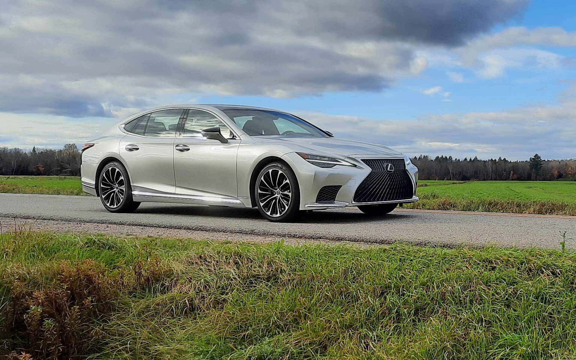 2021 Lexus LS 500: Improved, But Agonizing - The Car Guide