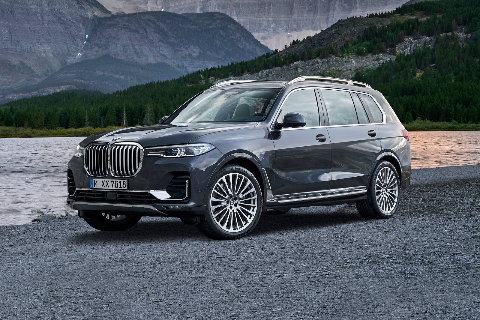 2019 BMW X7 Review & Ratings | Edmunds