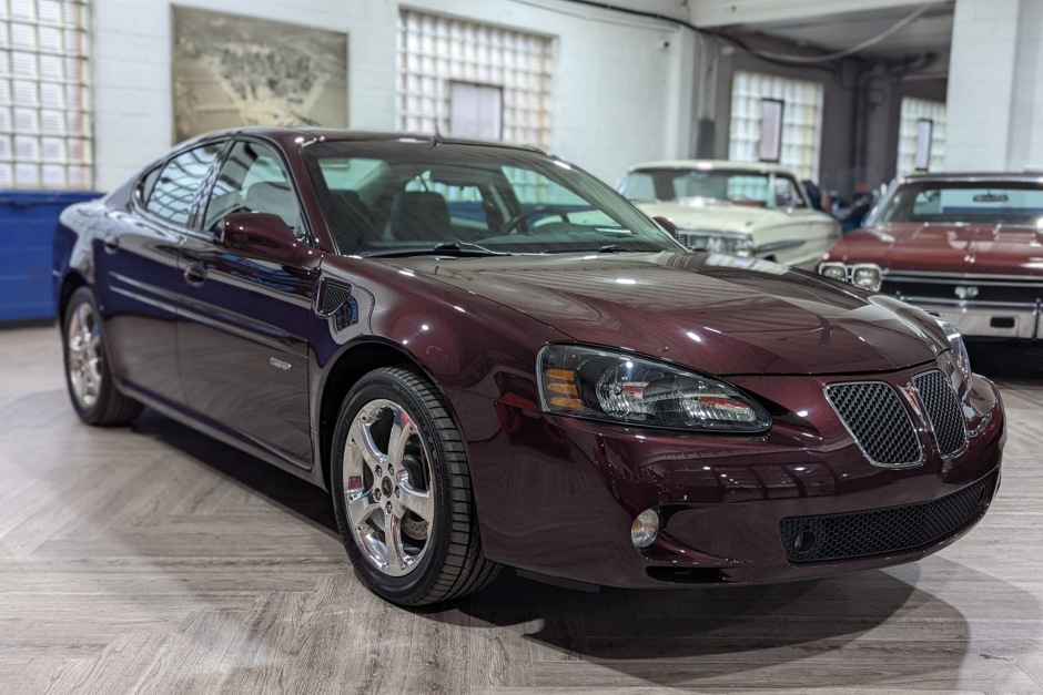 No Reserve: 5k-Mile 2005 Pontiac Grand Prix GXP for sale on BaT Auctions -  sold for $24,050 on January 11, 2022 (Lot #63,240) | Bring a Trailer