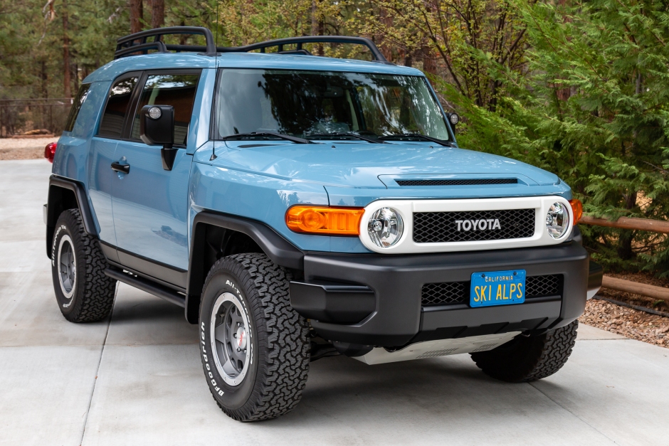 3k-Mile 2014 Toyota FJ Cruiser Trail Teams Ultimate Edition 6-Speed for sale  on BaT Auctions - sold for $68,000 on September 9, 2020 (Lot #36,190) |  Bring a Trailer