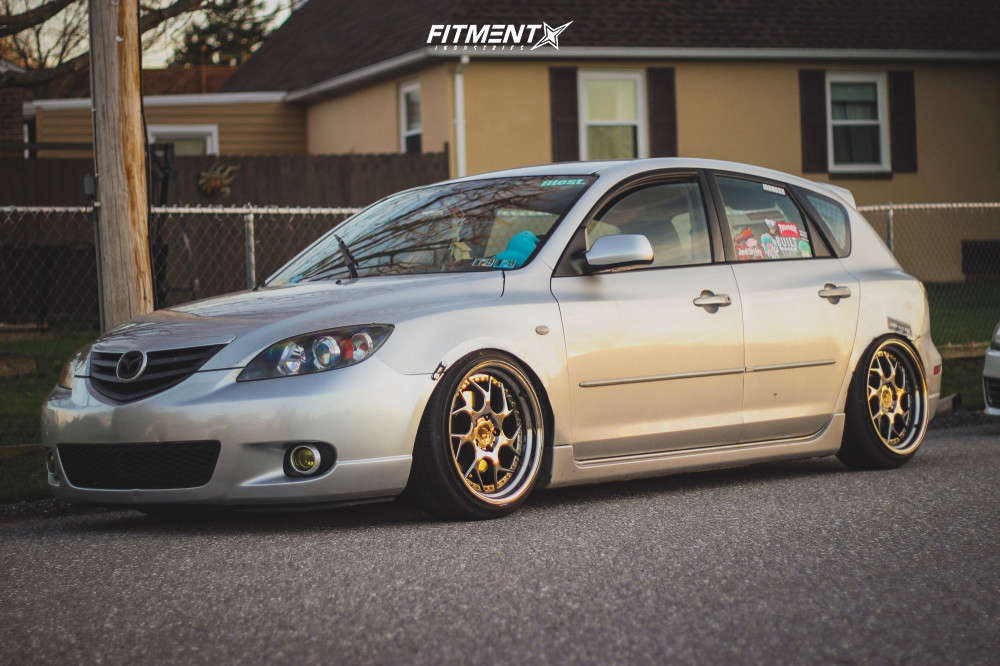 2004 Mazda 3 S with 18x9.5 Aodhan Ds01 and Nankang 205x40 on Coilovers |  686925 | Fitment Industries