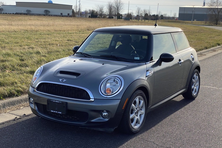 No Reserve: 31k-Mile 2008 Mini Cooper S 6-Speed for sale on BaT Auctions -  sold for $8,500 on February 3, 2021 (Lot #42,644) | Bring a Trailer