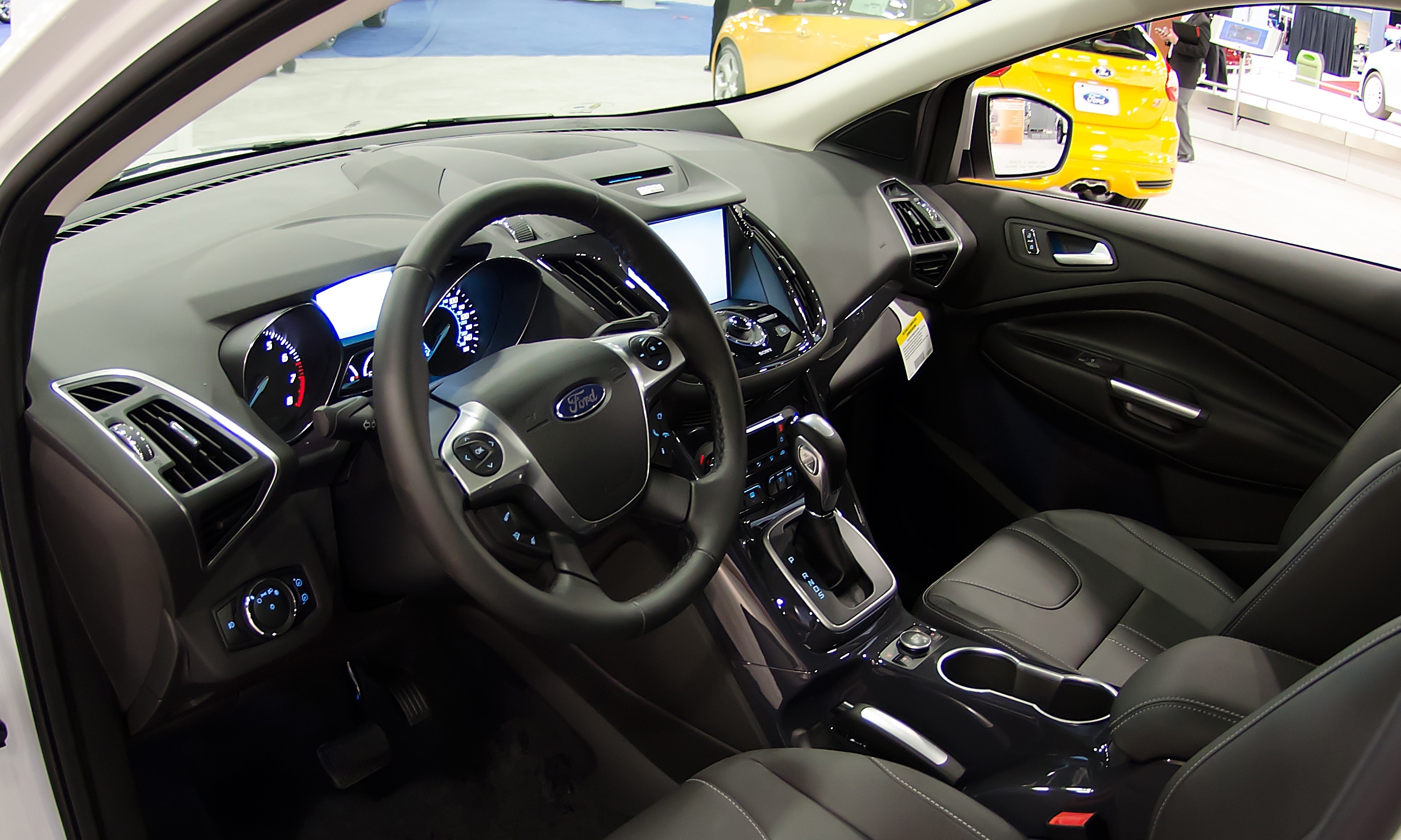 File:2013 Ford Escape interior shot (cropped).jpg - Wikipedia