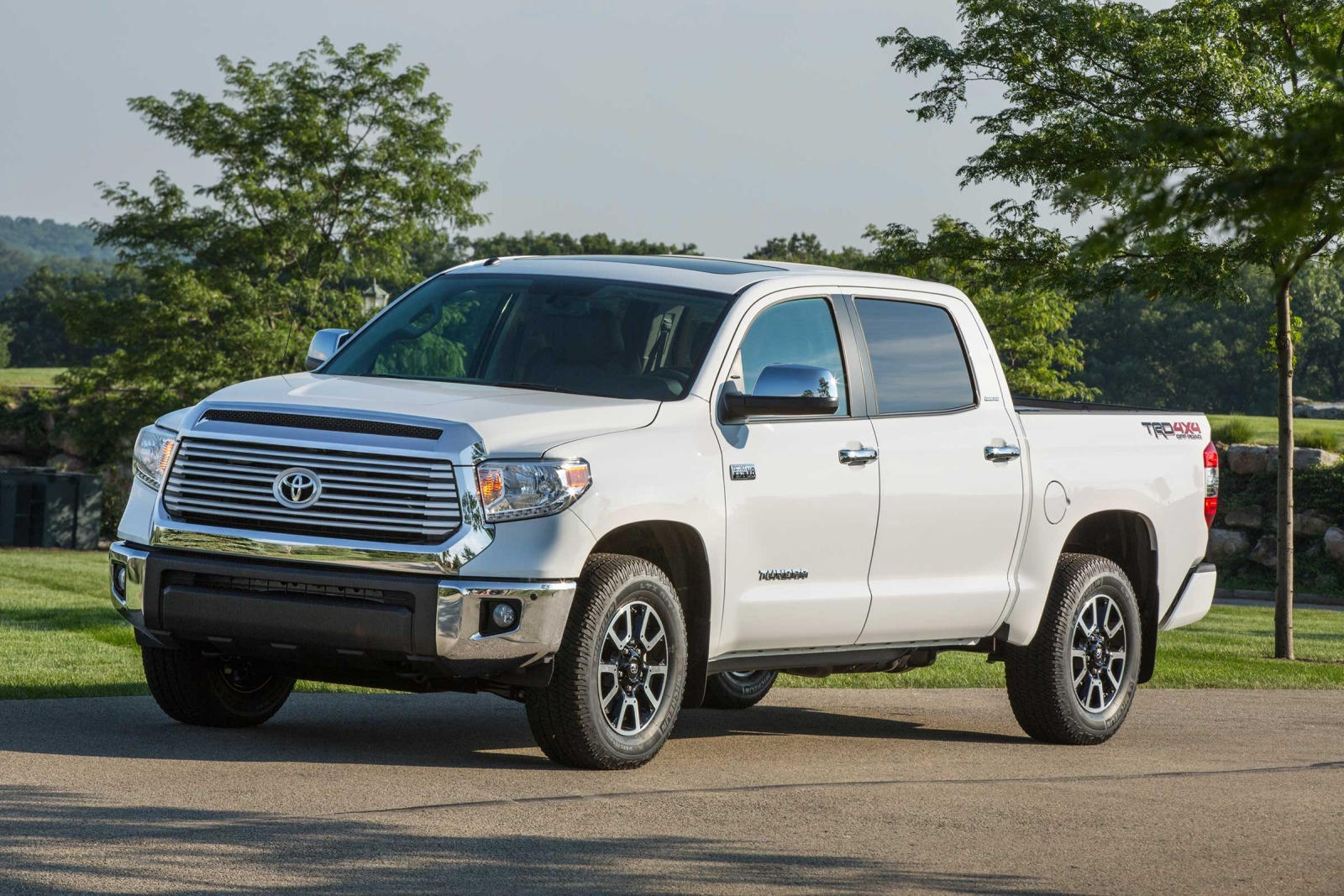 2015 Toyota Tundra: Review, Trims, Specs, Price, New Interior Features,  Exterior Design, and Specifications | CarBuzz