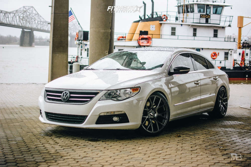 2009 Volkswagen CC Sport with 19x9.5 VMR V810 and Michelin 245x35 on  Lowering Springs | 1527854 | Fitment Industries