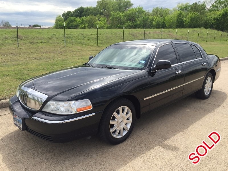 Used 2009 Lincoln Town Car L Sedan Limo - Lancaster, Texas - $7,500 - Limo  For Sale