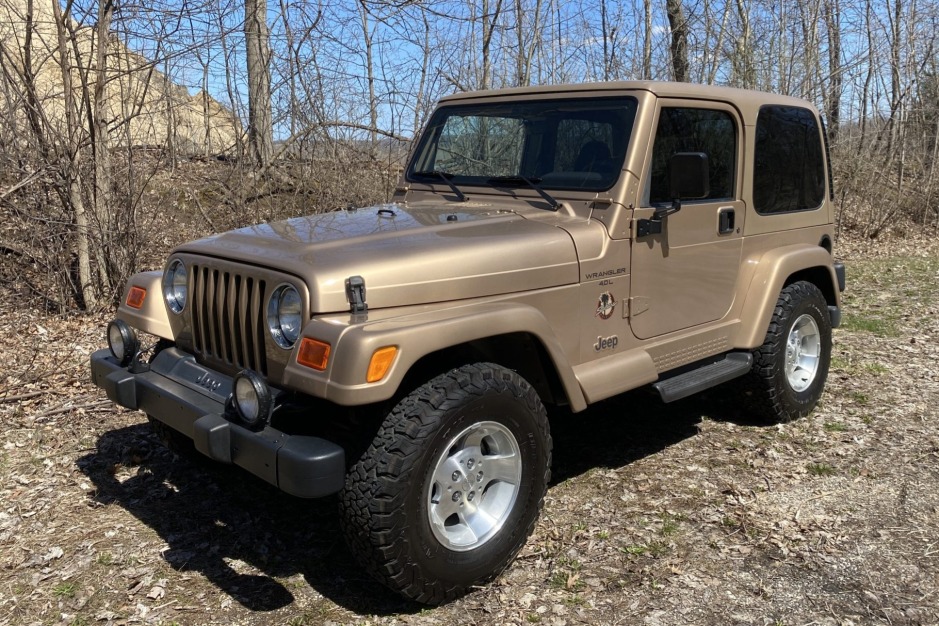 2000 Jeep Wrangler Sahara for sale on BaT Auctions - closed on July 5, 2022  (Lot #77,874) | Bring a Trailer