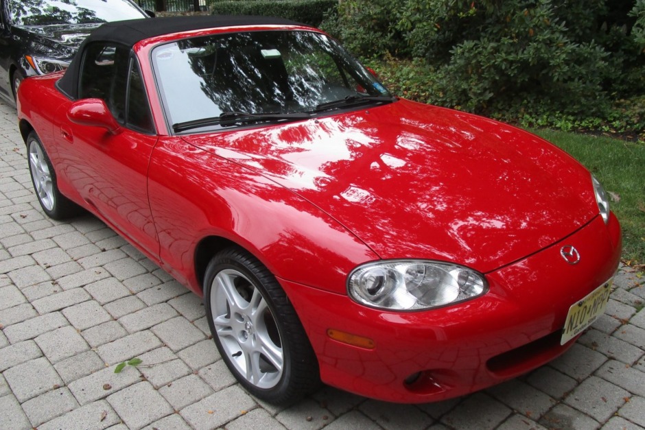 41k-Mile 2005 Mazda MX-5 Miata LS 6-Speed for sale on BaT Auctions - sold  for $14,001 on November 24, 2021 (Lot #60,265) | Bring a Trailer