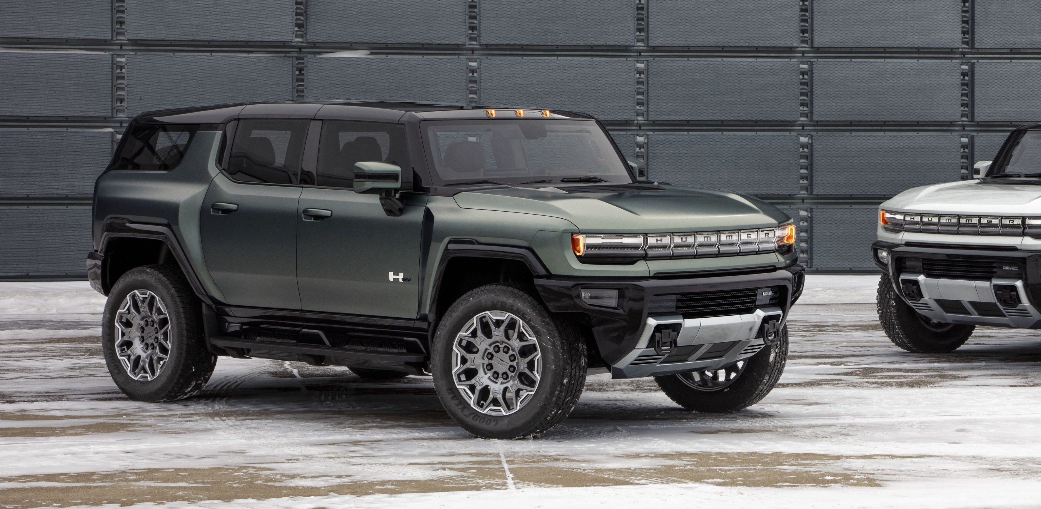 GM unveils Hummer EV SUV version starting at $80,000, but it is going to  take a while | Electrek