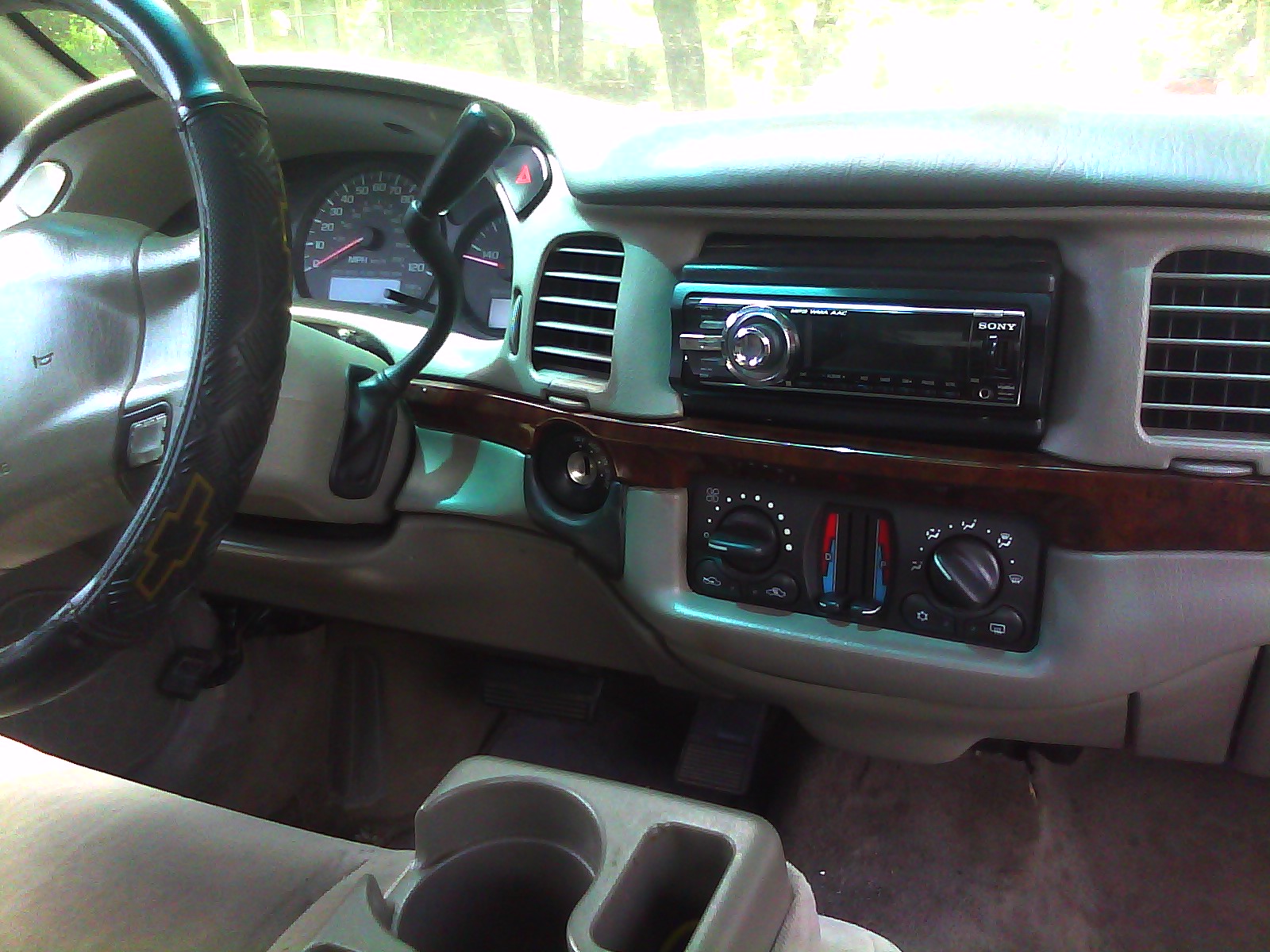 2004 Chevrolet Impala - Information and photos - Neo Drive