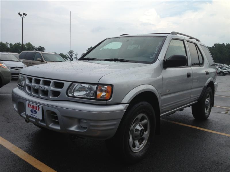 CheapUsedCars4Sale.com offers Used Car for Sale - 2001 Isuzu Rodeo Sport  Utility 4WD $4,490.00 in Staten Island, NY