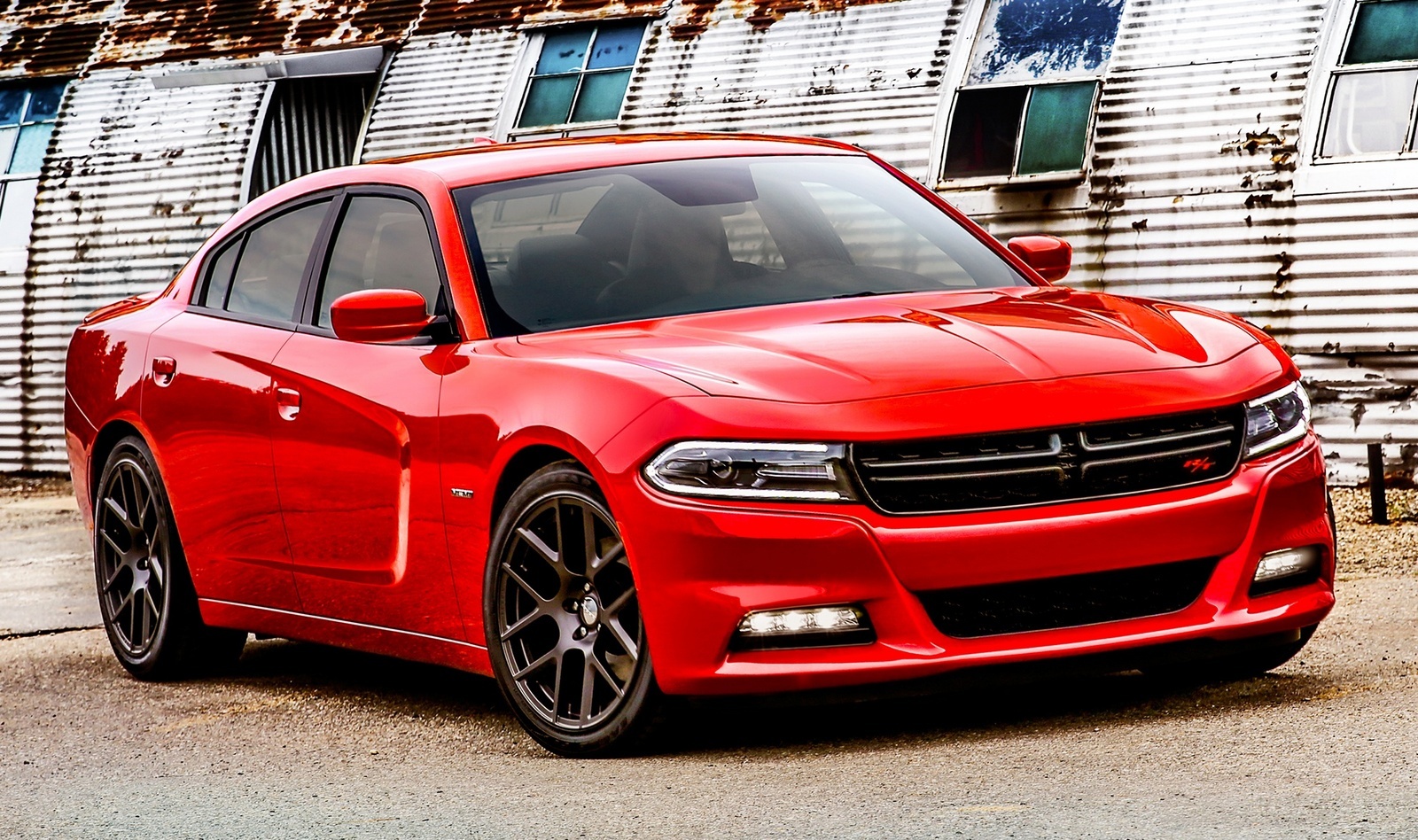 Video Review: 2015 Dodge Charger Expert Test Drive - CarGurus