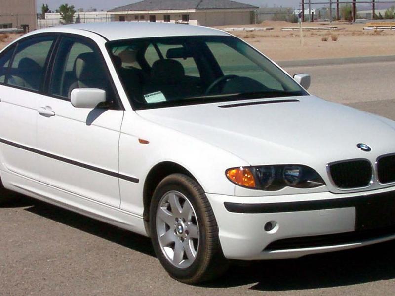 File:2002 BMW 325i -- NHTSA.jpg - Wikimedia Commons