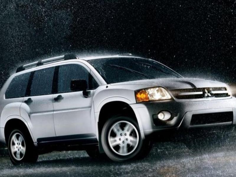 2010 Mitsubishi Endeavor Rating - The Car Guide