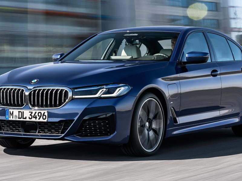 Just Seen: 2021 BMW 5 Series Adds New Nose, Mild-Hybrid Powertrain