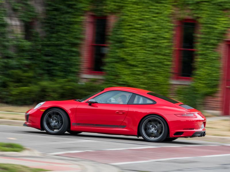 2019 Porsche 911 Review, Pricing, and Specs
