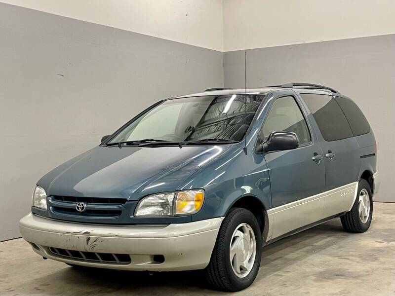 2000 Toyota Sienna For Sale In Bellflower, CA - Carsforsale.com®