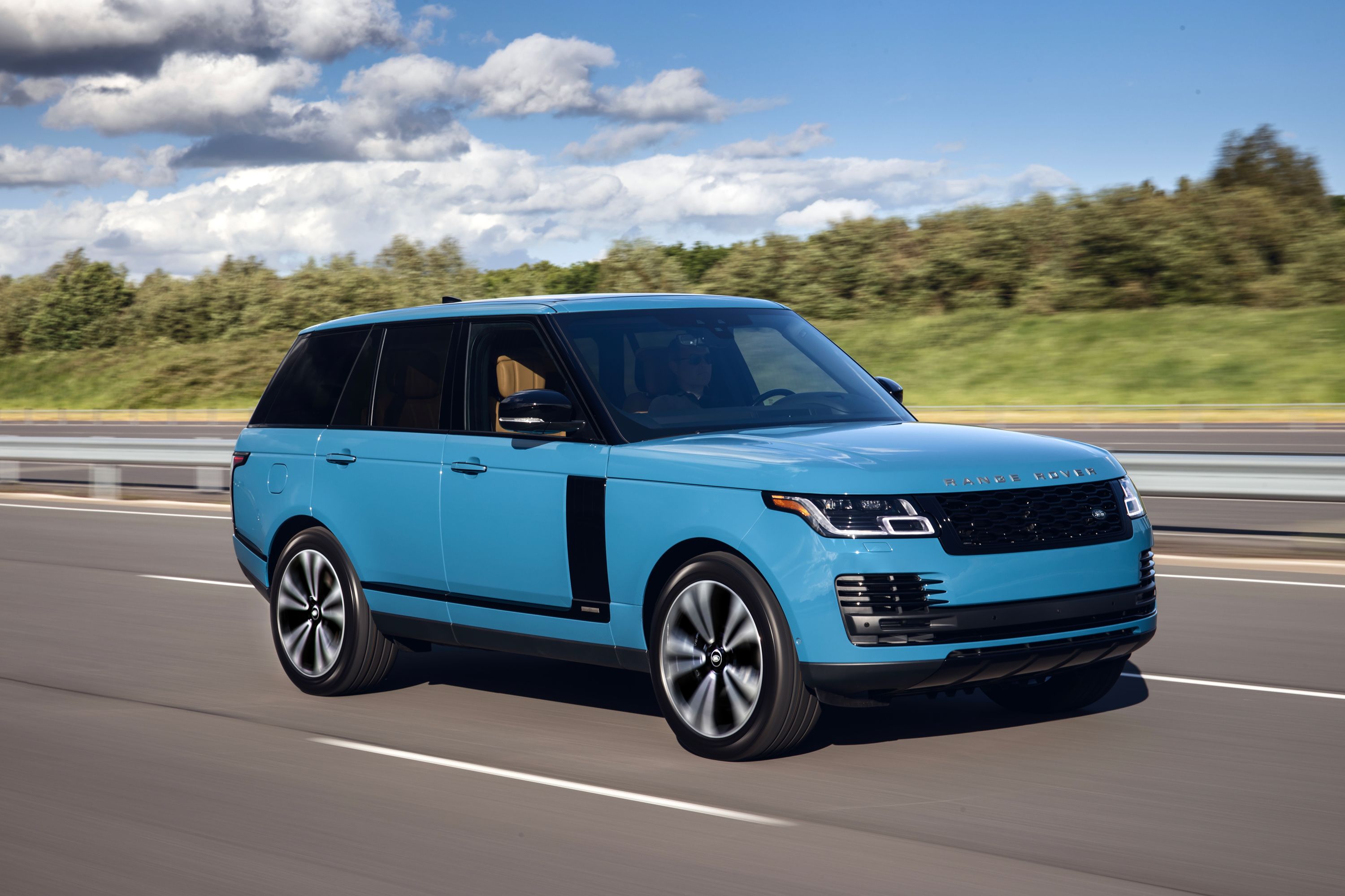 2021 Land Rover Range Rover Review, Pricing, and Specs