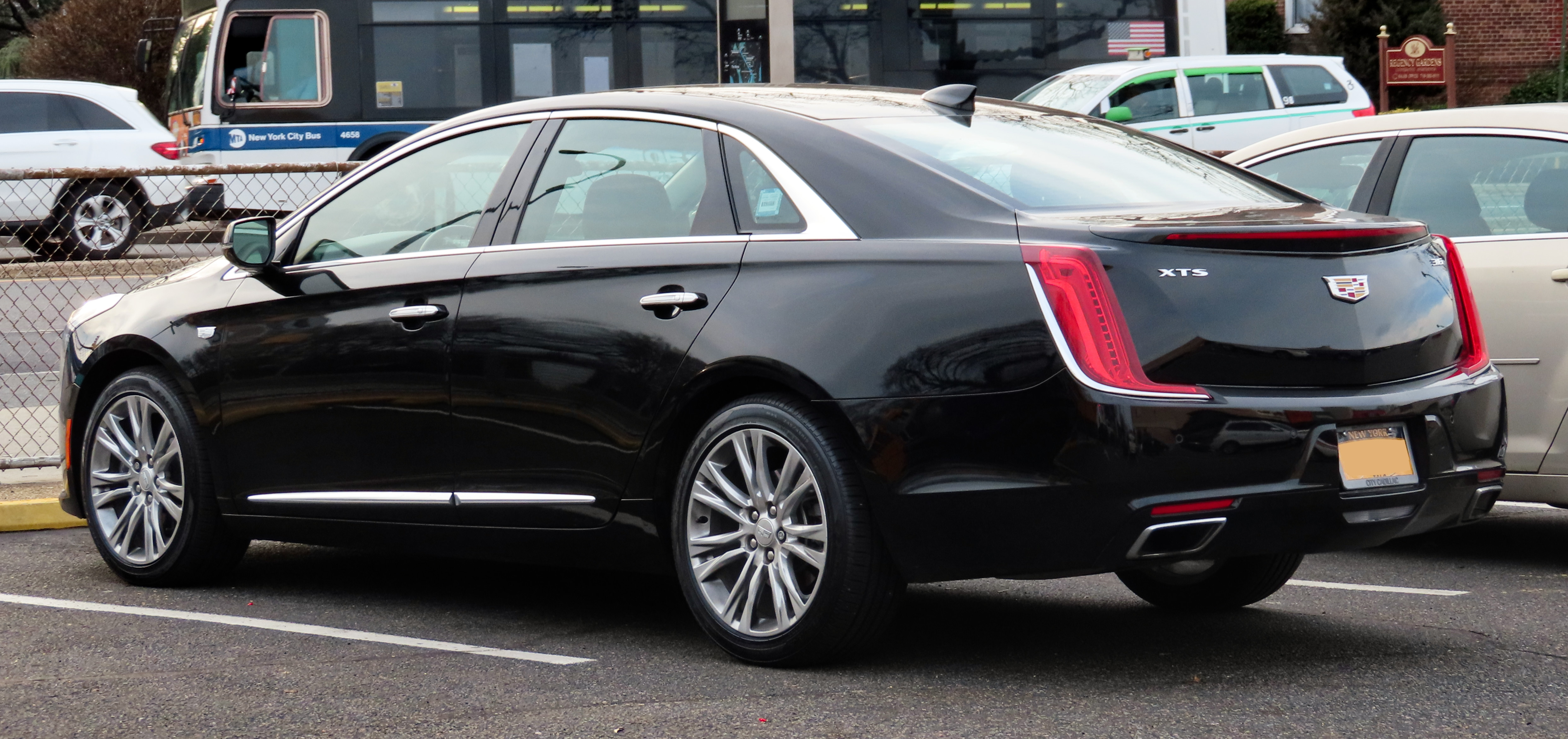 File:2019 Cadillac XTS, rear 2.24.20.jpg - Wikimedia Commons
