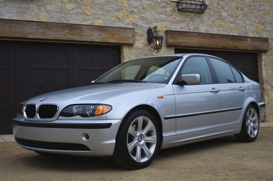 No Reserve: 2003 BMW 325i 5-Speed for sale on BaT Auctions - sold for  $13,500 on October 23, 2020 (Lot #38,216) | Bring a Trailer