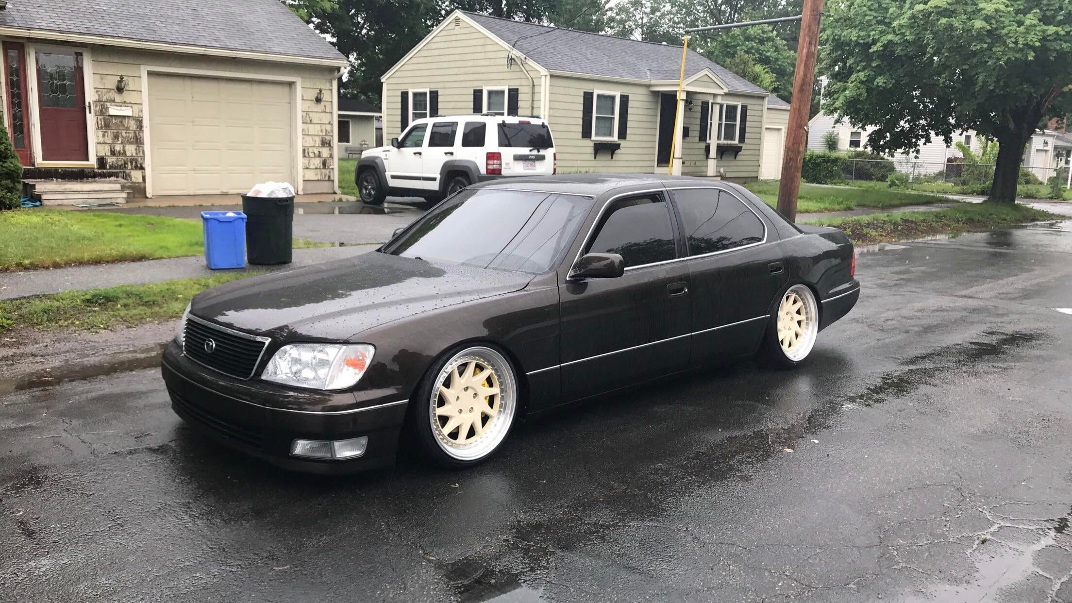 My 1998 Lexus LS400 took her maiden voyage today after being under the  knife since September : r/Stance