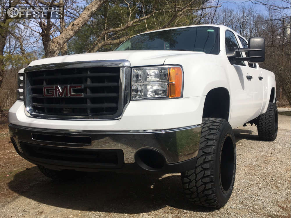 2008 GMC Sierra 2500 HD with 20x12 -44 Gear Off-Road Big Block and  33/12.5R20 Sunfull Mt781 and Suspension Lift 3" | Custom Offsets