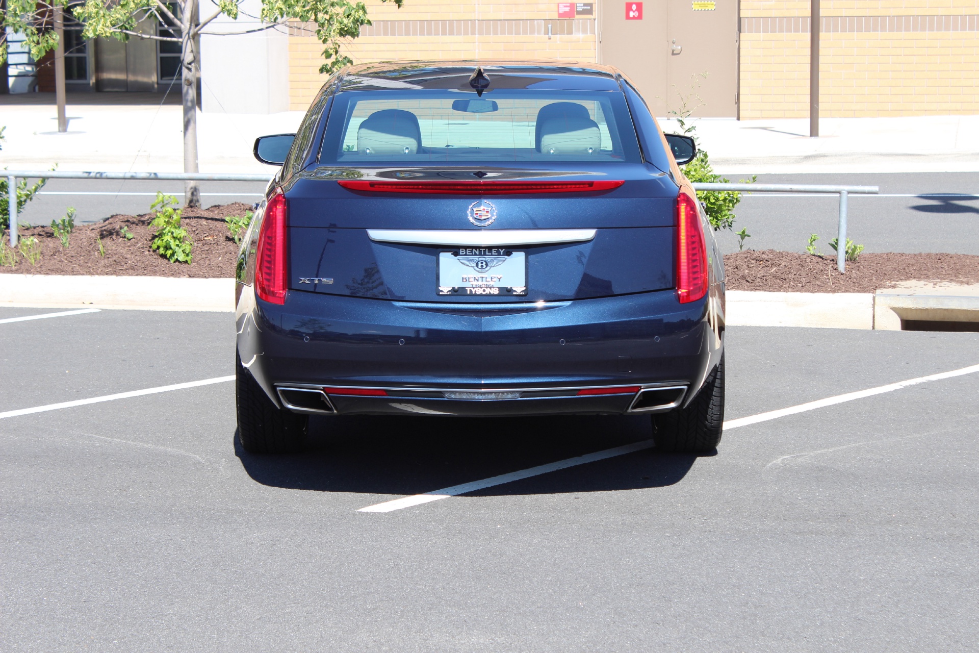 Used 2015 Cadillac XTS Luxury For Sale (Sold) | Aston Martin Washington DC  Stock #6NG8050965A