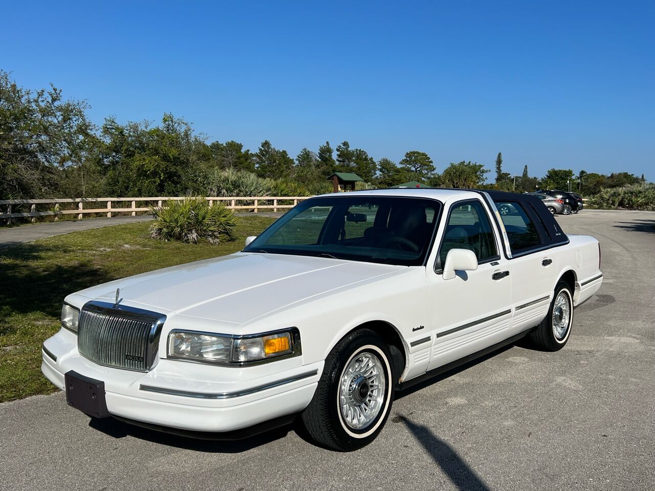 1997 Lincoln Town Car For Sale - Carsforsale.com®