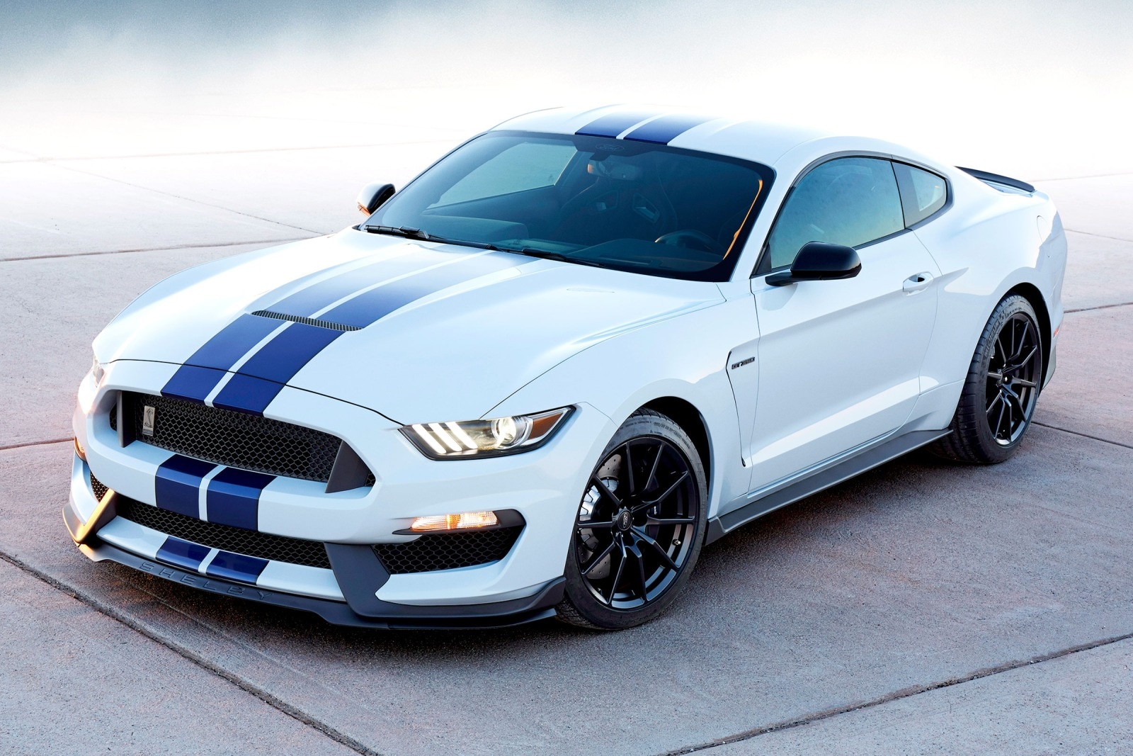2016 Ford Shelby GT350 Review & Ratings | Edmunds