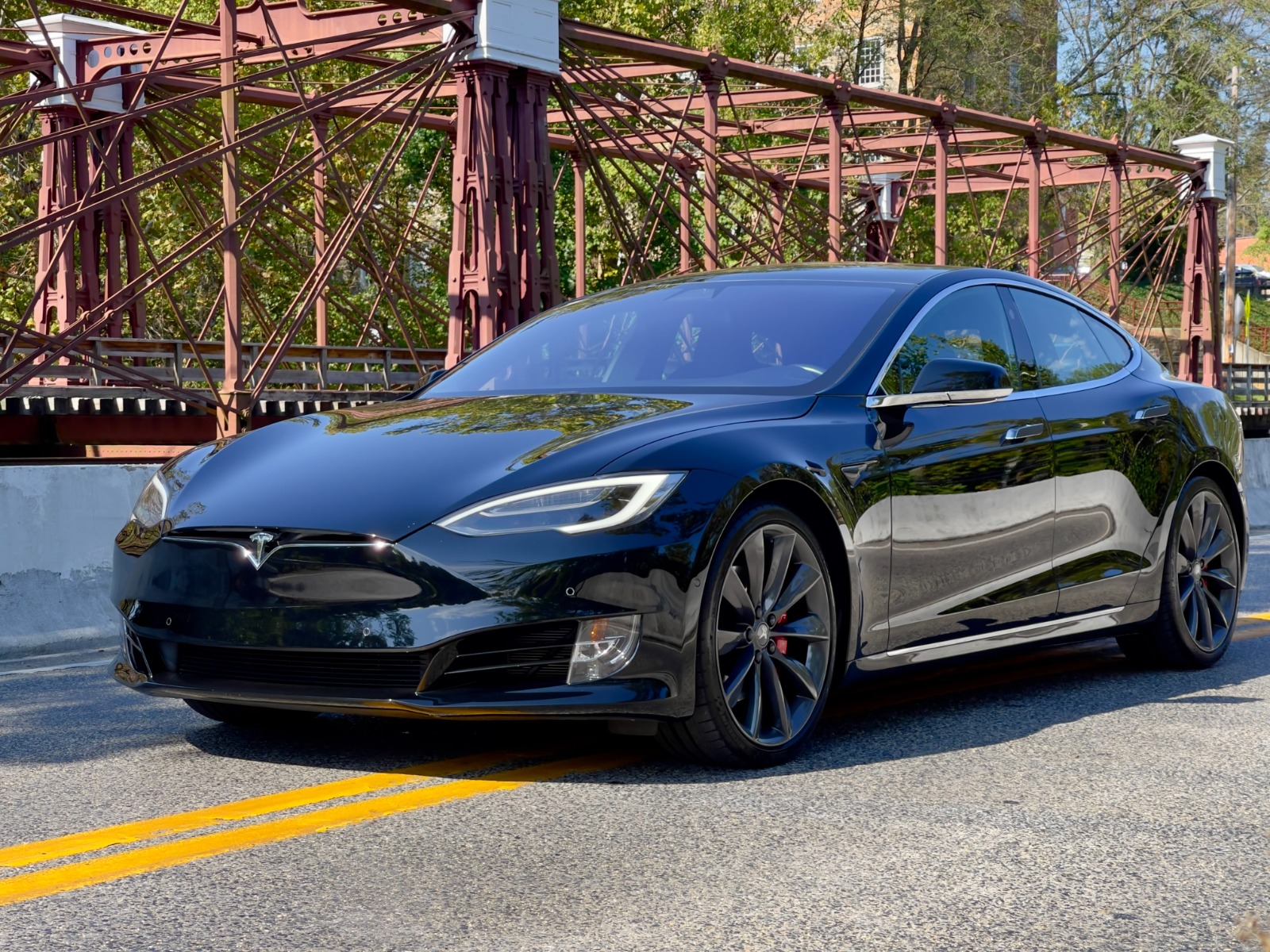 2017 Tesla Model S P100DL - Find My Electric