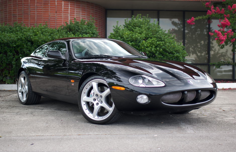 No Reserve: 2003 Jaguar XKR Coupe for sale on BaT Auctions - sold for  $14,350 on August 8, 2018 (Lot #11,468) | Bring a Trailer