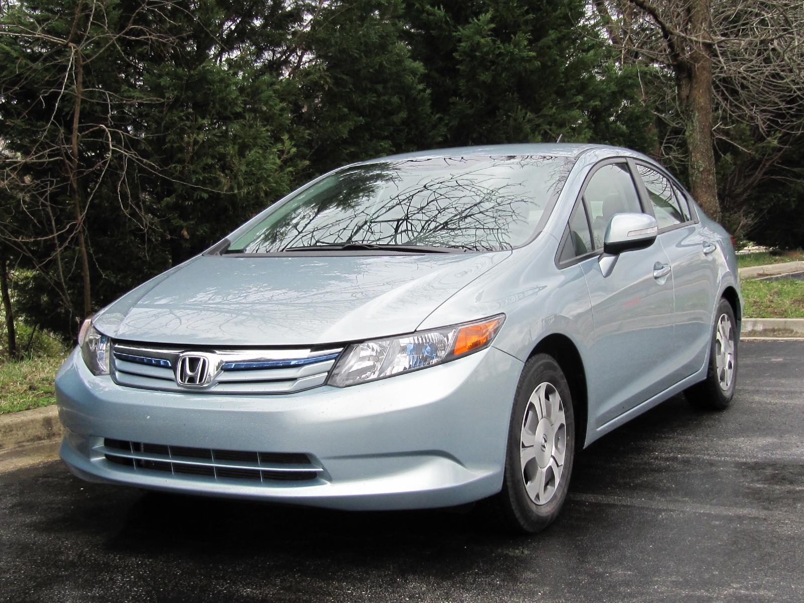 2012 Honda Civic Hybrid: Multi-Day Drive Review