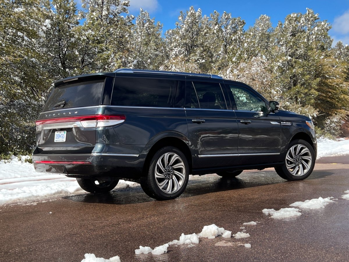 2022 Lincoln Navigator Review Update