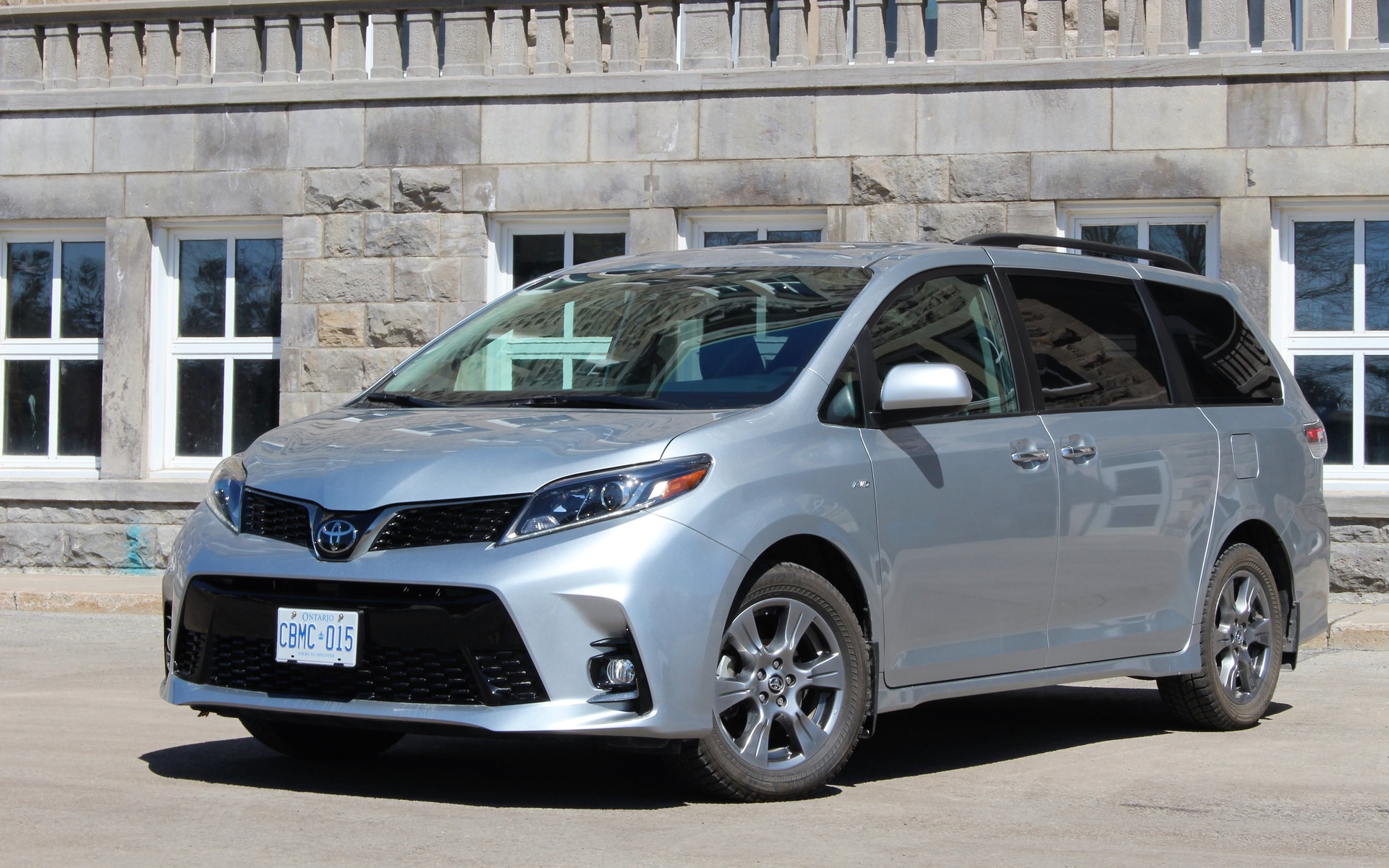 2019 Toyota Sienna: Long in the Tooth - The Car Guide