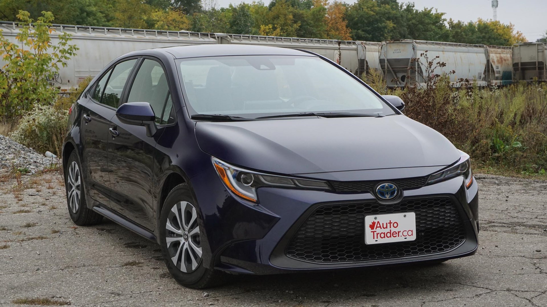 2022 Toyota Corolla Hybrid Review and Video | AutoTrader.ca